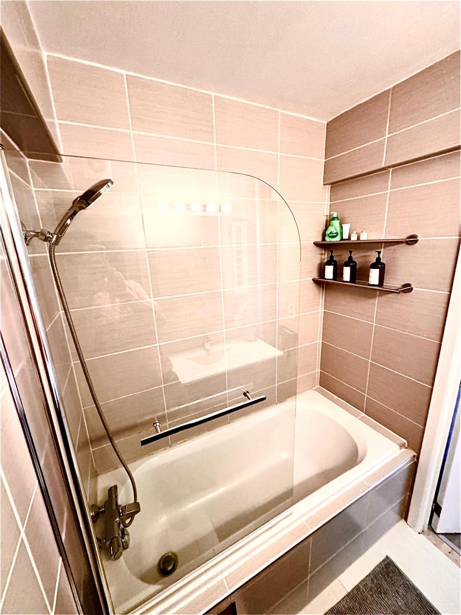 Appartement 120m² Atomium,brussels Expo,staderoibaudoin,cinéma